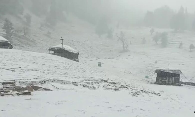 Uttarakhand News- उत्तराखंड में बारिश और बर्फबारी का अलर्ट: 28 जनवरी को सभी स्कूलों और आंगनबाड़ी केंद्रों में अवकाश घोषित…..