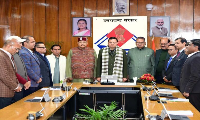 Uttarakhand News: अजीत पवार के निधन पर मुख्यमंत्री पुष्कर सिंह धामी ने जताया दुख, कैबिनेट बैठक से पहले मौन रहकर दी श्रद्धांजलि…..