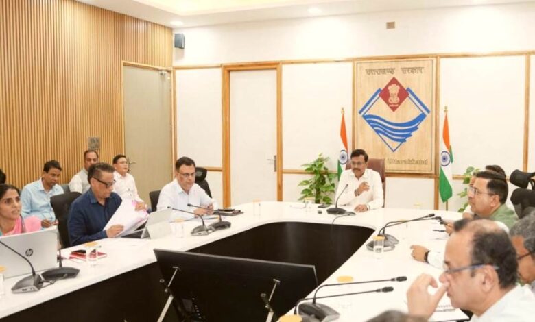 Uttarakhand News: कुंभ-2027 की तैयारियों को लेकर उच्च स्तरीय बैठक, मुख्य सचिव ने दिए तेज़ी से कार्य शुरू करने के निर्देश….. Uttarakhand News: कुंभ-2027 की तैयारियों को लेकर उच्च स्तरीय बैठक, मुख्य सचिव ने दिए तेज़ी से कार्य शुरू करने के निर्देश…..