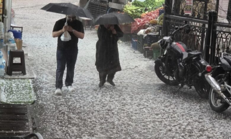 Uttarakhand Weather: पहाड़ से मैदान तक बदला मौसम, देहरादून-मसूरी में बारिश और ओलावृष्टि, गर्मी से मिली राहत