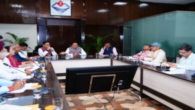 Uttarakhand News: लेट-लतीफी बिल्कुल नहीं चलेगी! नैनीताल और ऊधमसिंह नगर के विकास कार्यों की CM धामी ने की समीक्षा, अधिकारियों को दिए सख्त निर्देश….