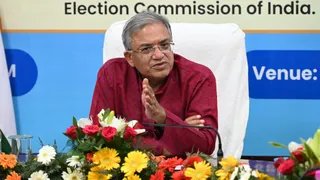 देहरादून में मुख्य निर्वाचन आयुक्त ने बताया SIR का मकसद, बोले- सिर्फ सही मतदाता ही रहेंगे सूची में देहरादून में मुख्य निर्वाचन आयुक्त ने बताया SIR का मकसद, बोले- सिर्फ सही मतदाता ही रहेंगे सूची में