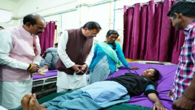Uttarakhand News: यदि किसी भी प्रकार की समस्या आती है तो… मरीजों से मिलकर मुख्यमंत्री पुष्कर सिंह धामी ने कही बड़ी बात, जानिए मुख्यमंत्री ने ऐसा क्या कहा? Uttarakhand News: यदि किसी भी प्रकार की समस्या आती है तो… मरीजों से मिलकर मुख्यमंत्री पुष्कर सिंह धामी ने कही बड़ी बात, जानिए मुख्यमंत्री ने ऐसा क्या कहा?