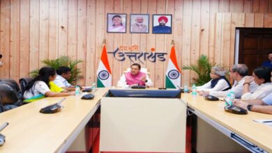 Uttarakhand News: रेलवे कनेक्टिविटी को नई रफ्तार देने की तैयारी, सीएम धामी और रेलवे बोर्ड चेयरमैन ने उत्तराखंड की प्रमुख परियोजनाओं पर की विस्तृत चर्चा….. Uttarakhand News: रेलवे कनेक्टिविटी को नई रफ्तार देने की तैयारी, सीएम धामी और रेलवे बोर्ड चेयरमैन ने उत्तराखंड की प्रमुख परियोजनाओं पर की विस्तृत चर्चा…..