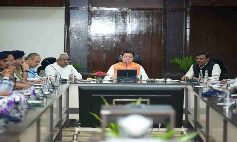 Uttarakhand News: CM धामी ने मानसून सीजन की तैयारियों की समीक्षा, प्रदेश की सभी सड़कों को गड्ढा मुक्त करने के दिए निर्देश….. Uttarakhand News: CM धामी ने मानसून सीजन की तैयारियों की समीक्षा, प्रदेश की सभी सड़कों को गड्ढा मुक्त करने के दिए निर्देश…..