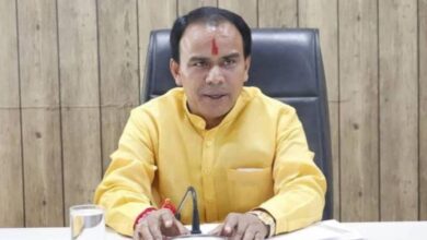 कॉलेज आने-जाने के लिए पहाड़ की बेटियों को मुफ्त परिवहन का इंतजार कॉलेज आने-जाने के लिए पहाड़ की बेटियों को मुफ्त परिवहन का इंतजार