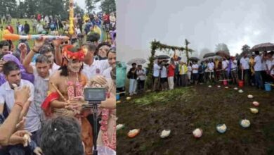 दयारा बुग्याल में गूंजी ढोल-दमाऊं की थाप, दूध-मक्खन से खेली अनोखी होली दयारा बुग्याल में गूंजी ढोल-दमाऊं की थाप, दूध-मक्खन से खेली अनोखी होली